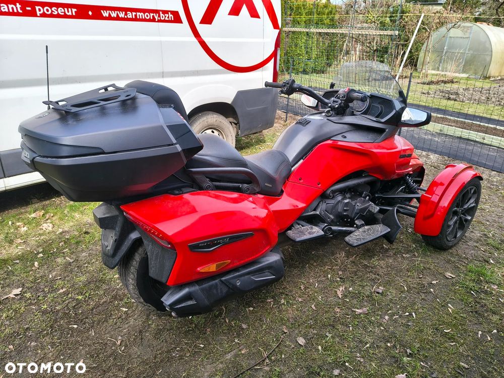 Can-Am Spyder - 4