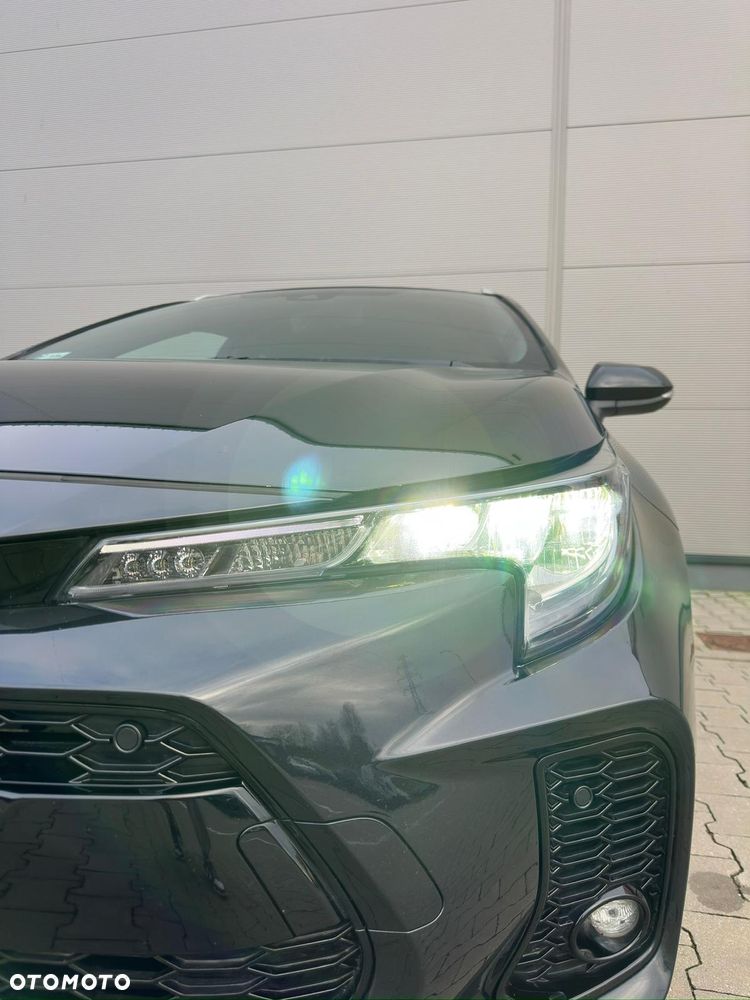 Suzuki Swace 1.8 Hybrid Premium Plus CVT - 12