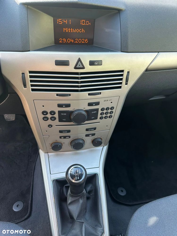 Opel Astra 1.6 Design Edition - 16