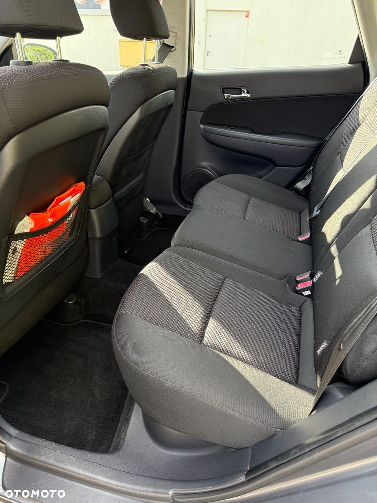 Hyundai i30 1.6 CRDi Comfort - 10