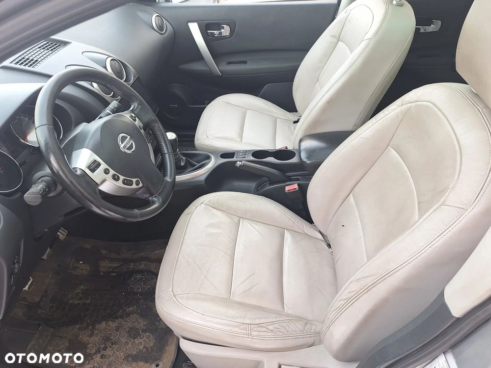 Nissan Qashqai 2.0 dCi Tekna EU5 - 2