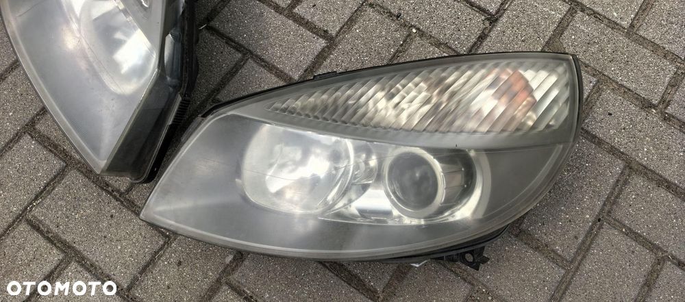 LAMPA LEWA PRAWA KPL.  REFLEKTOR PRZÓD LEWY PRAWY RENAULT SCENIC II 2 XENON - 2