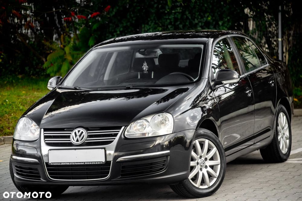 Volkswagen Jetta 1.6 TDI DPF Trendline - 2