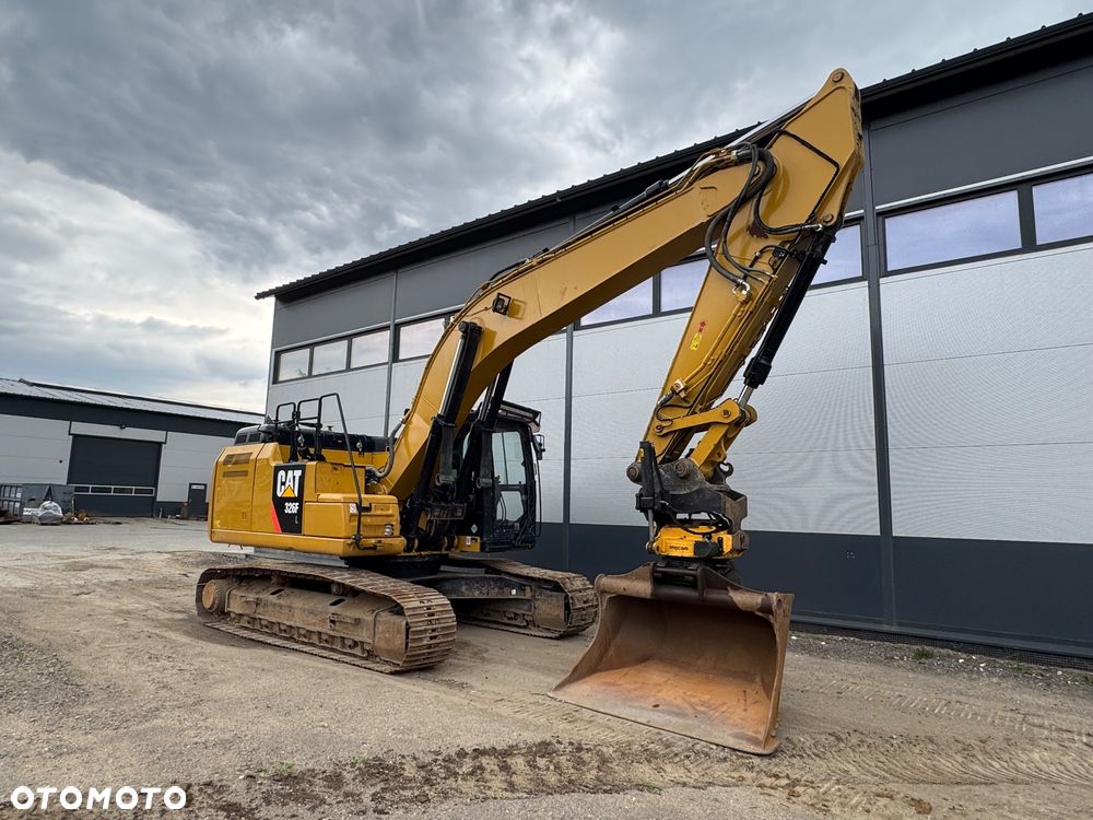 Caterpillar 326FL  , 323 , 324 - 1