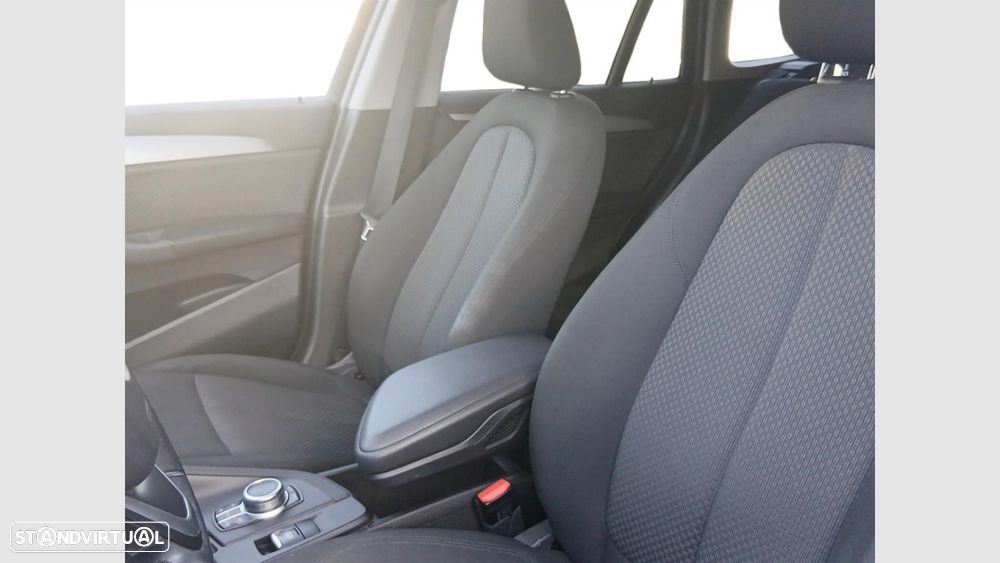 BMW X1 16 d sDrive Advantage Auto - 13