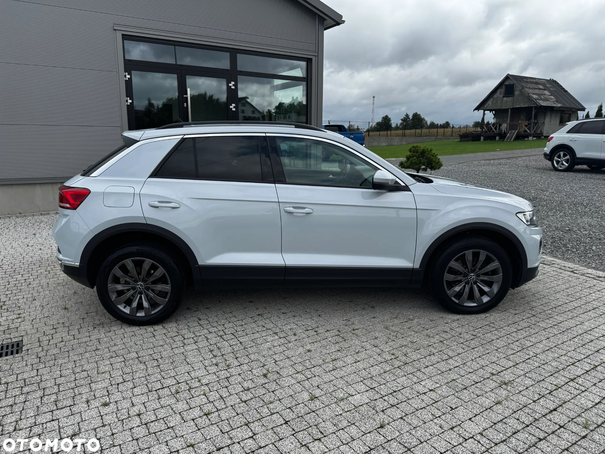 Volkswagen T-Roc 2.0 TDI SCR DSG IQ.DRIVE - 6