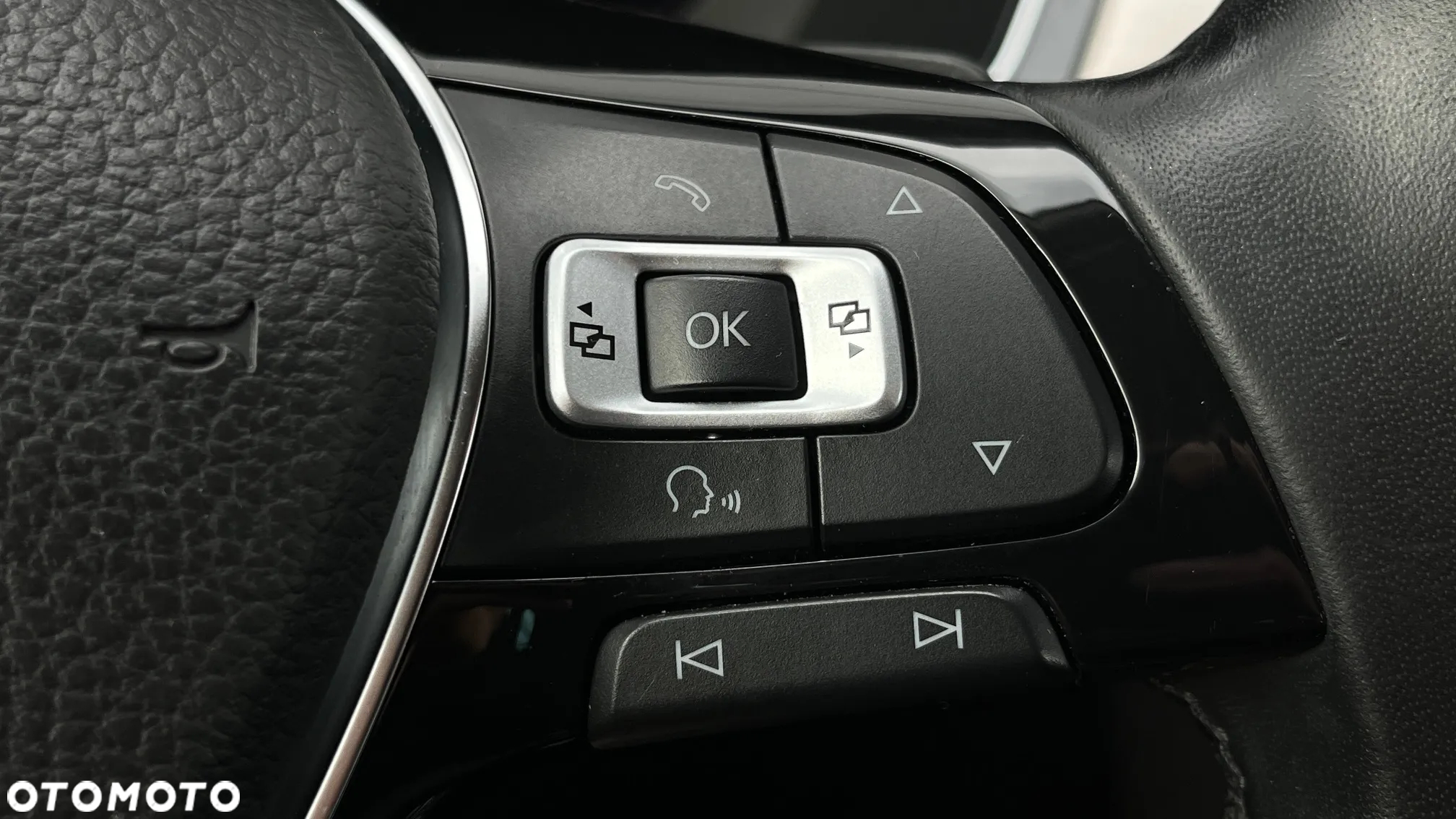 Volkswagen Passat 2.0 TDI BMT Highline DSG - 16