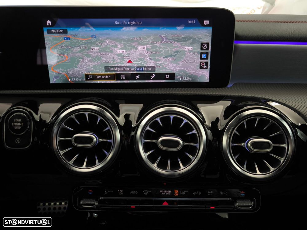 Mercedes-Benz CLA 180 d 7G-DCT AMG Line - 13