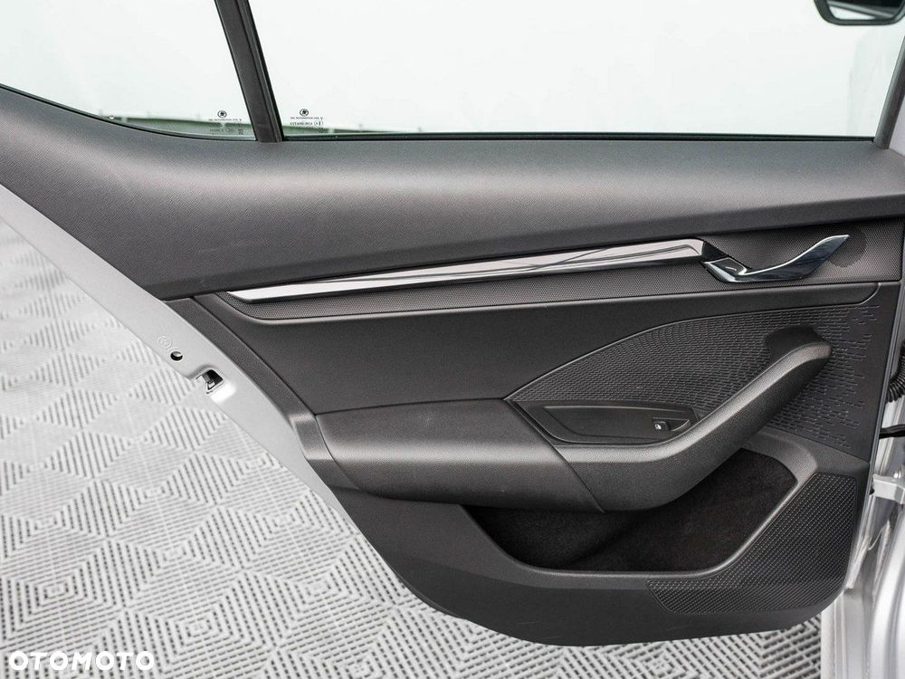 Skoda Octavia 1.5 TSI ACT Ambition - 24