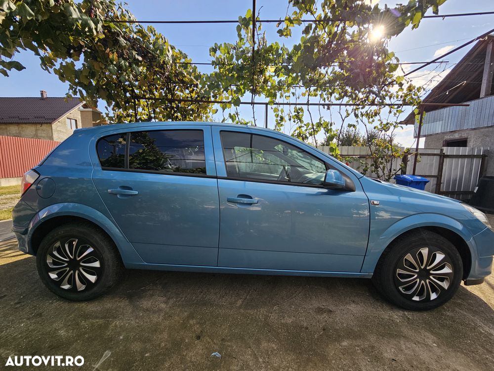Opel Astra - 4