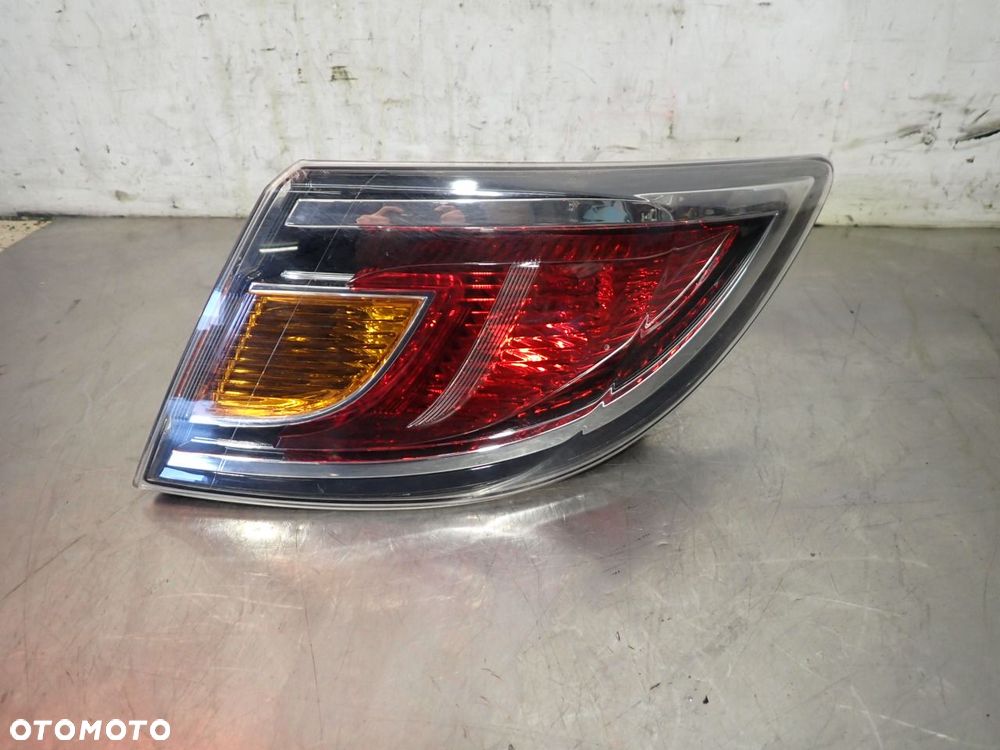 LAMPA PRAWA TYLNA MAZDA 6 - 1