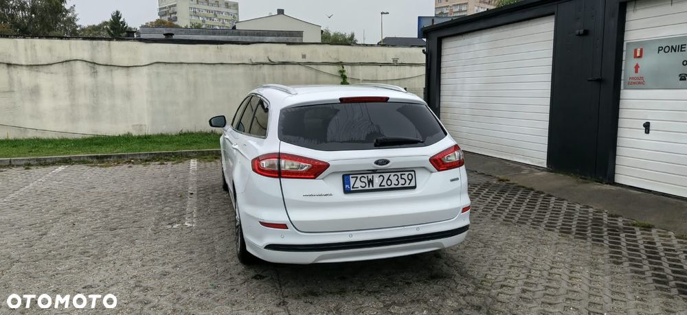 Ford Mondeo - 12