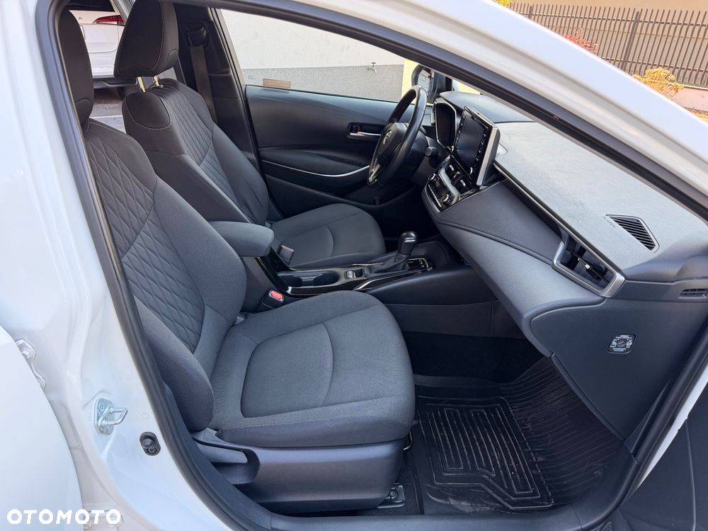 Toyota Corolla 1.8 Hybrid GPF Comfort - 29