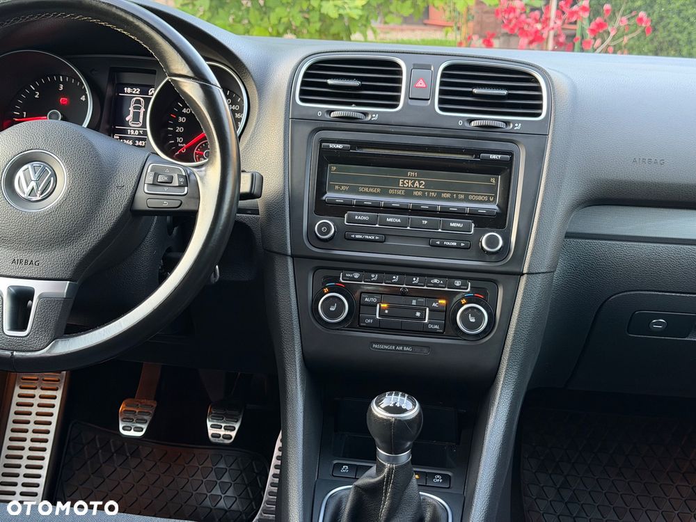 Volkswagen Golf 2.0 TDI DPF Team - 25