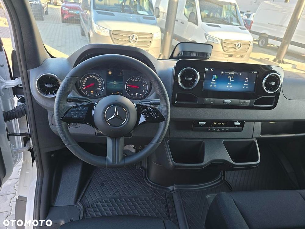 Mercedes-Benz Sprinter 319 CDI Long PRO 9G-Tronic - 15