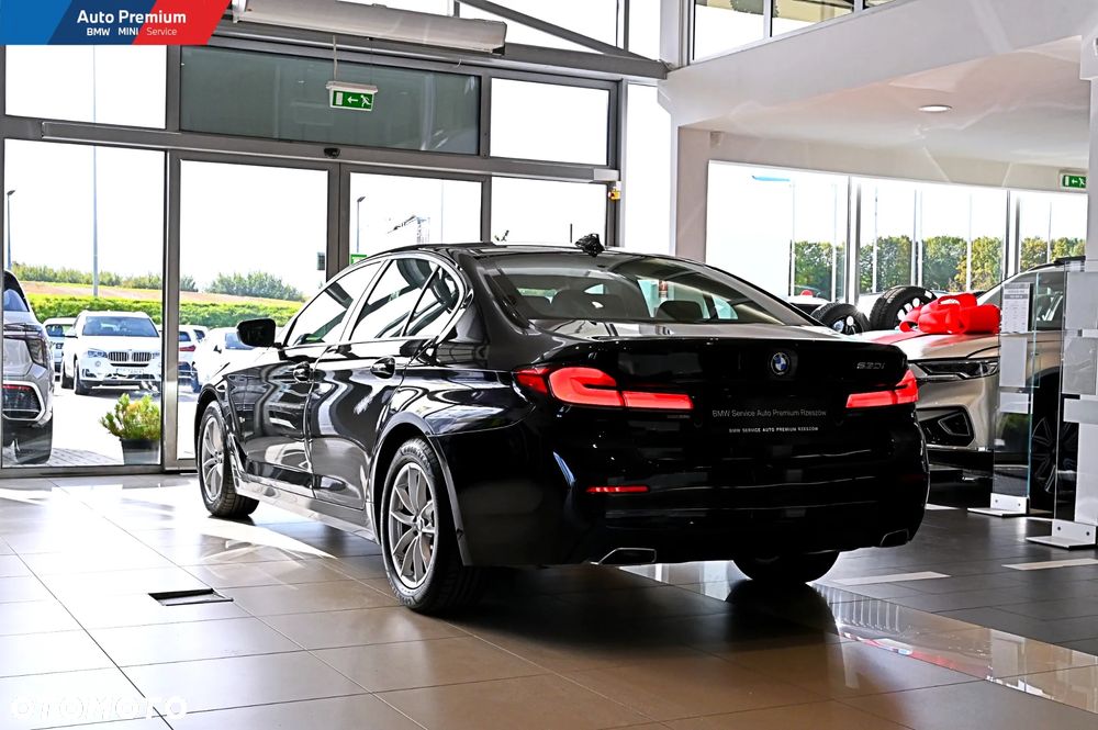 BMW Seria 5 530i - 19