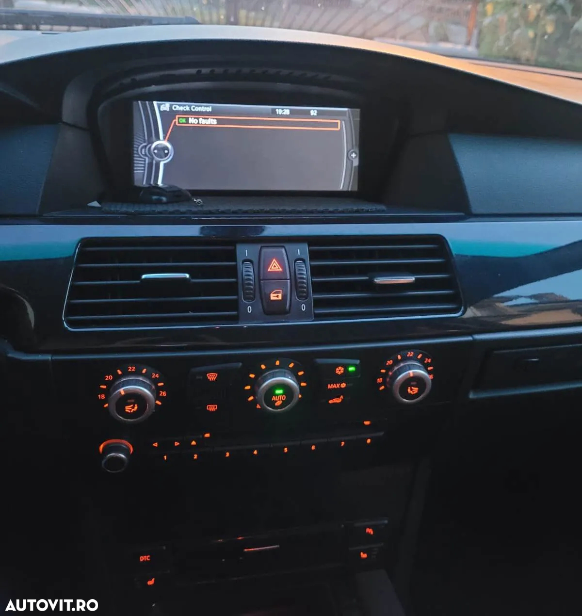 BMW Seria 5 520d - 6