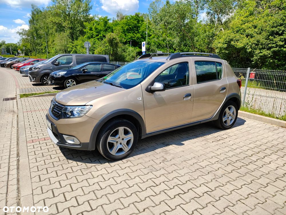 Dacia Sandero Stepway 1.0 TCe Laureate S&S - 1