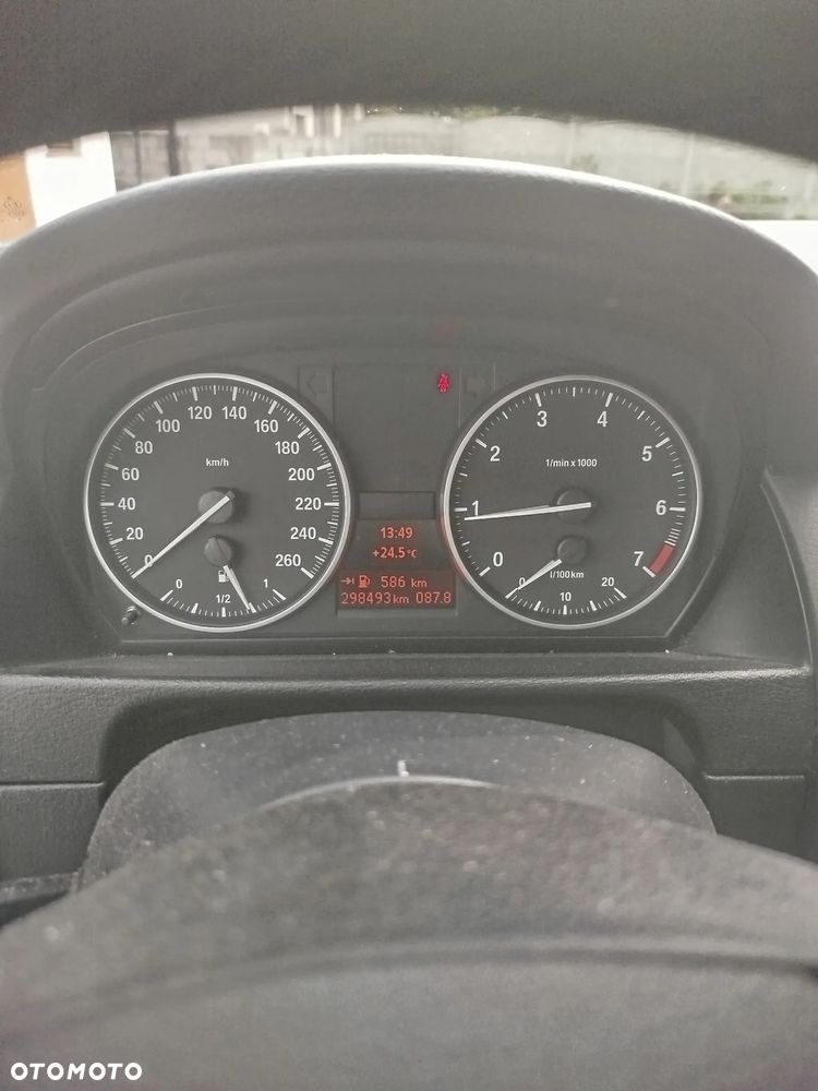 BMW X1 - 13
