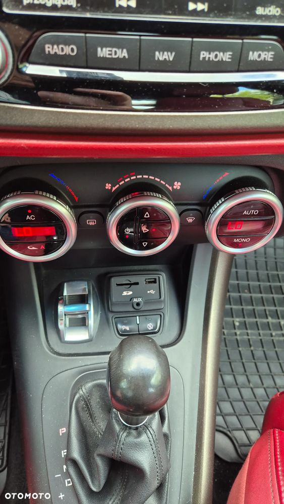 Alfa Romeo Giulietta 2.0 JTDM Exclusive TCT - 14