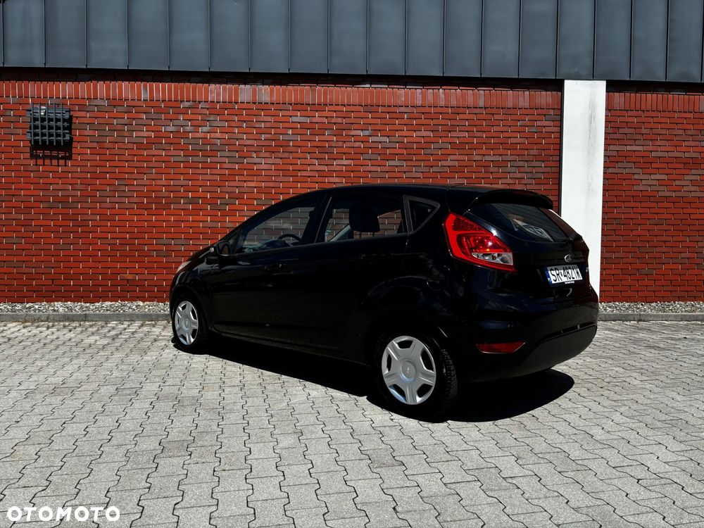 Ford Fiesta 1.25 Trend - 14
