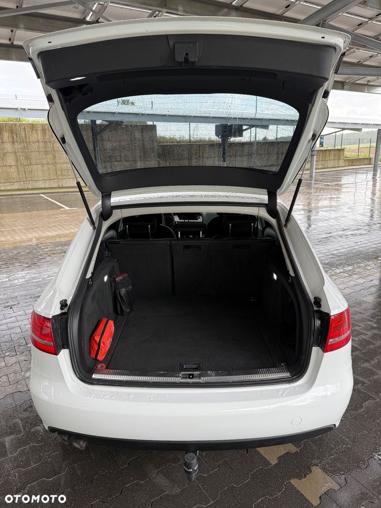 Audi A4 Avant 2.0 TDI DPF Attraction - 25