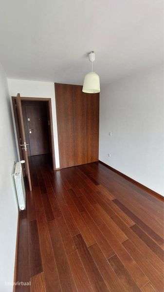 Arrendamento de apartamento junto ao s.joao - Grande imagem: 3/10