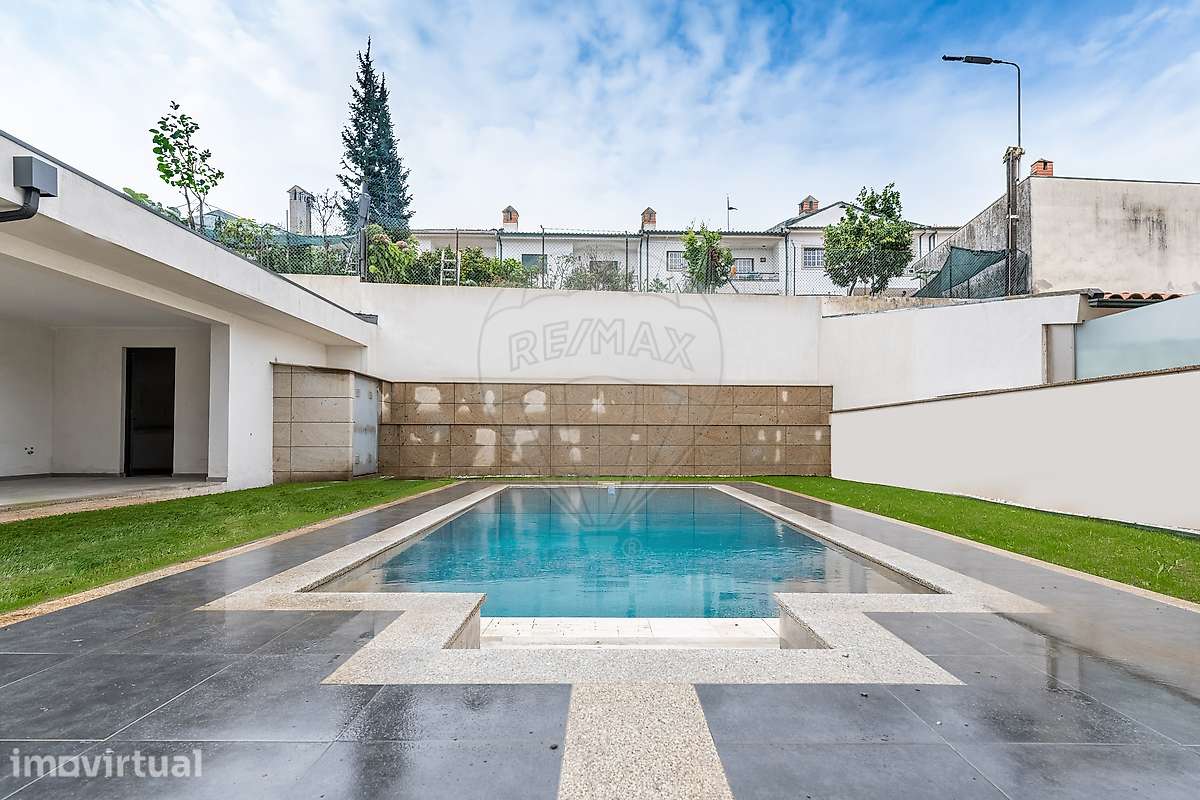 Moradia Individual T4 com piscina, de luxo, em Ferreiros, Braga! - Grande imagem: 2/23