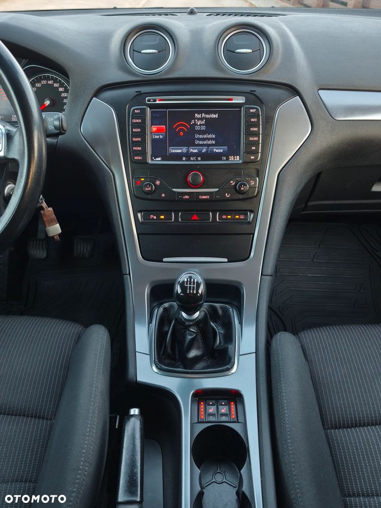 Ford Mondeo - 10