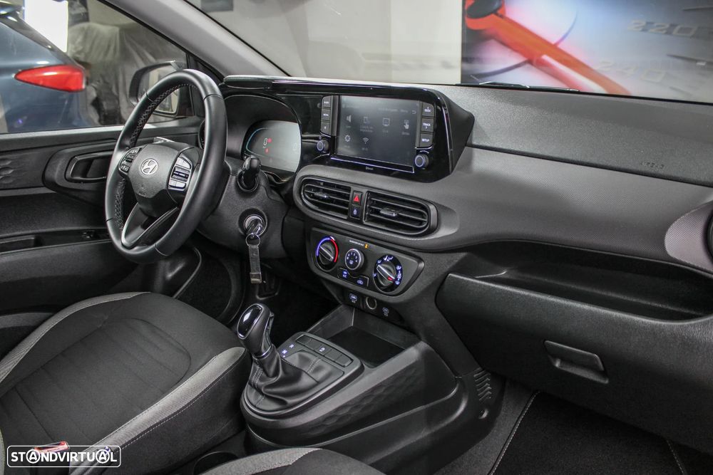 Hyundai i10 1.0 Comfort AMT - 29