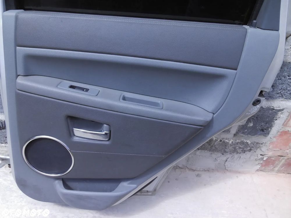 JEEP GRAND CHEROKEE III 04-10 DRZWI PRAWY TYŁ KOMPLETNE PRZYCIEMNIANA SZYBA PANEL BOCZEK BOSTON PREMIUM AUDIO - 7
