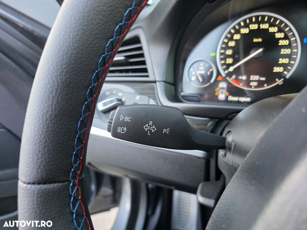 BMW Seria 5 520d Sport-Aut. - 22