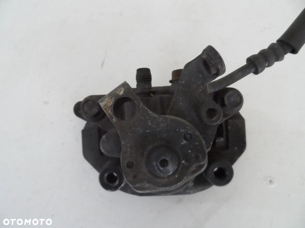 YAMAHA MAJESTY 400 zacisk hamulcowy tył - 4