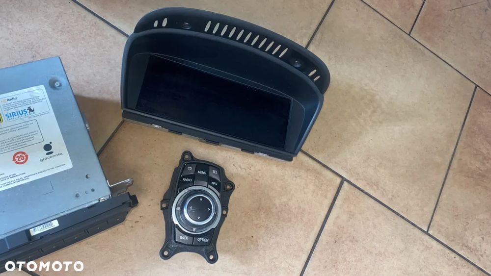 NAWIGACJA WYŚWIETLACZ CIC BMW E90 E91 E92 E93 ZESTAW - 2