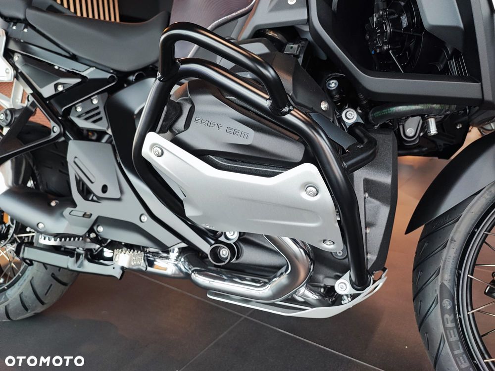 BMW R - 7