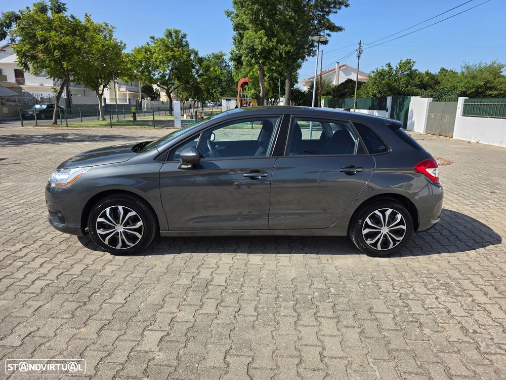 Citroën C4 VTi 95 Attraction - 31