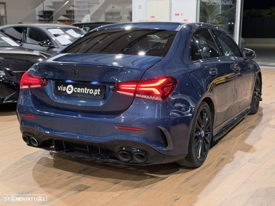 Mercedes-Benz A 250 Limousine e AMG Line - 2