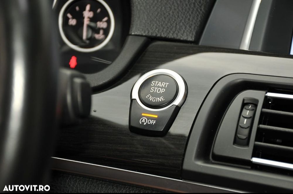 BMW Seria 5 525d xDrive Aut. - 27