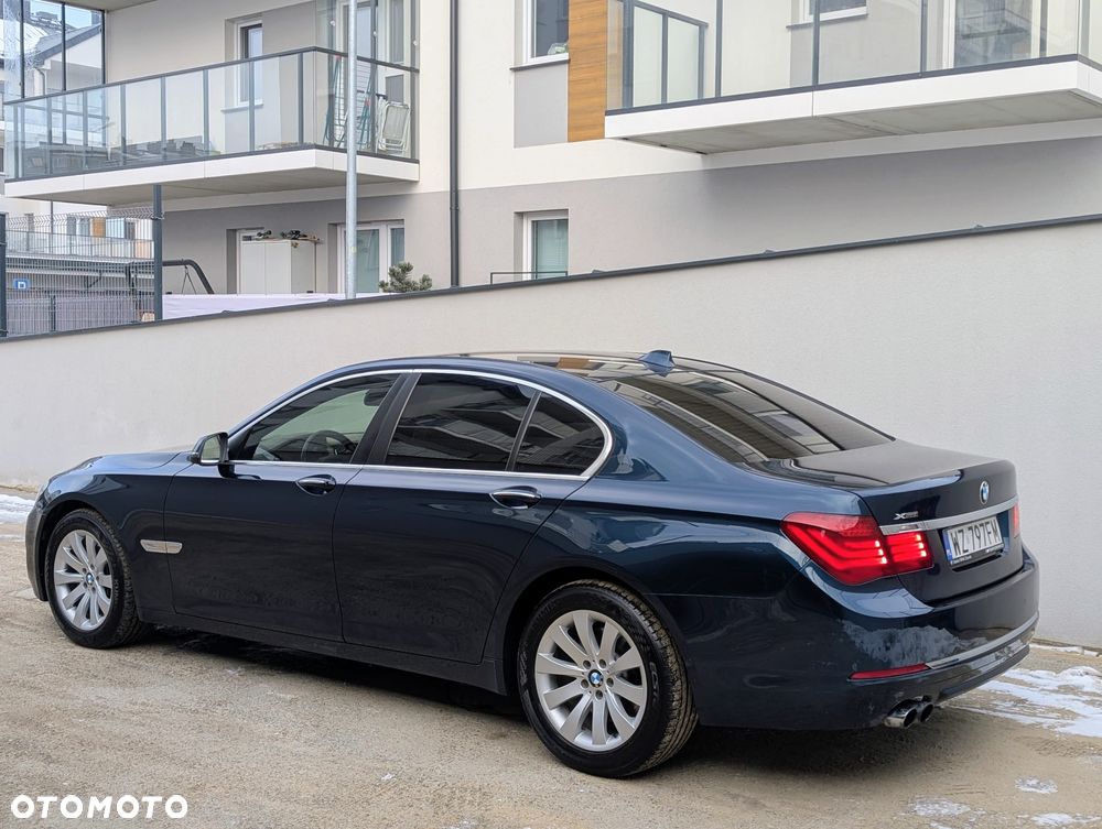 BMW Seria 7 730d - 24