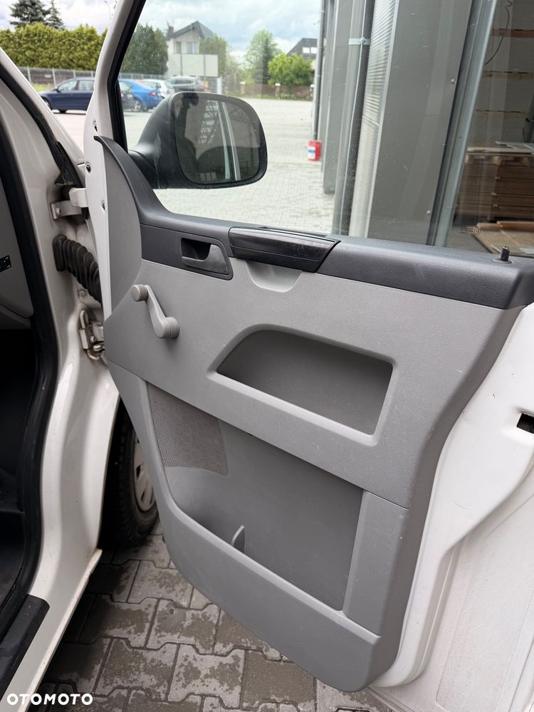 Volkswagen Transporter L2H2 - 10