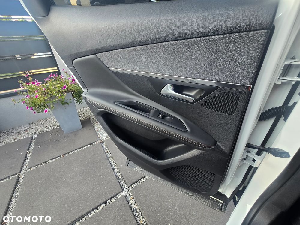 Peugeot 3008 BlueHDi 150 Stop & Start Active Business-Paket - 22