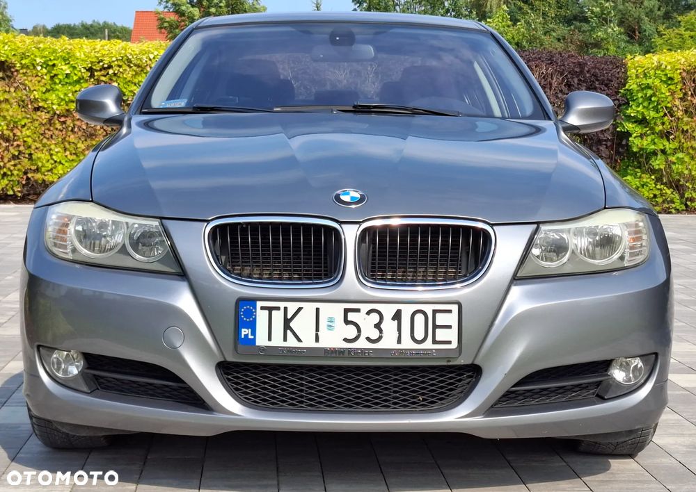 BMW Seria 3 318i - 3