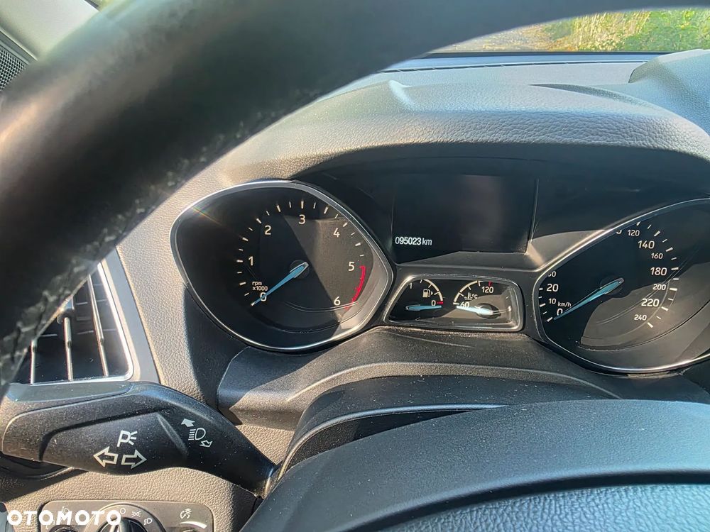 Ford Kuga 2.0 TDCi AWD Titanium - 10