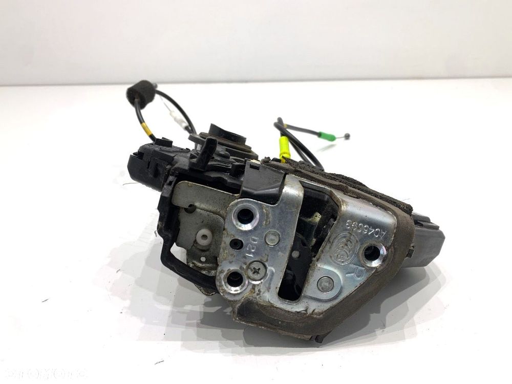 ZAMEK DRZWI PRAWY TYŁ  TOYOTA LAND CRUISER PRADO (_J12_) 2002 - 2010 3.0 D-4D (KDJ120, KDJ125, - 1