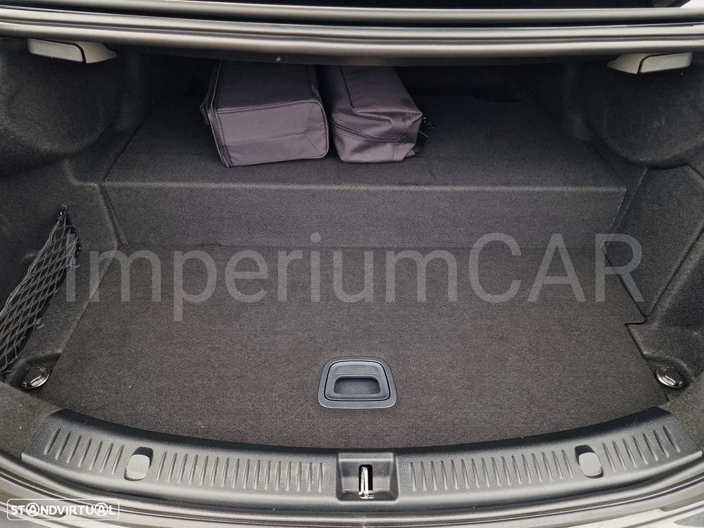 Mercedes-Benz E 300 de AMG Line 4Matic - 26