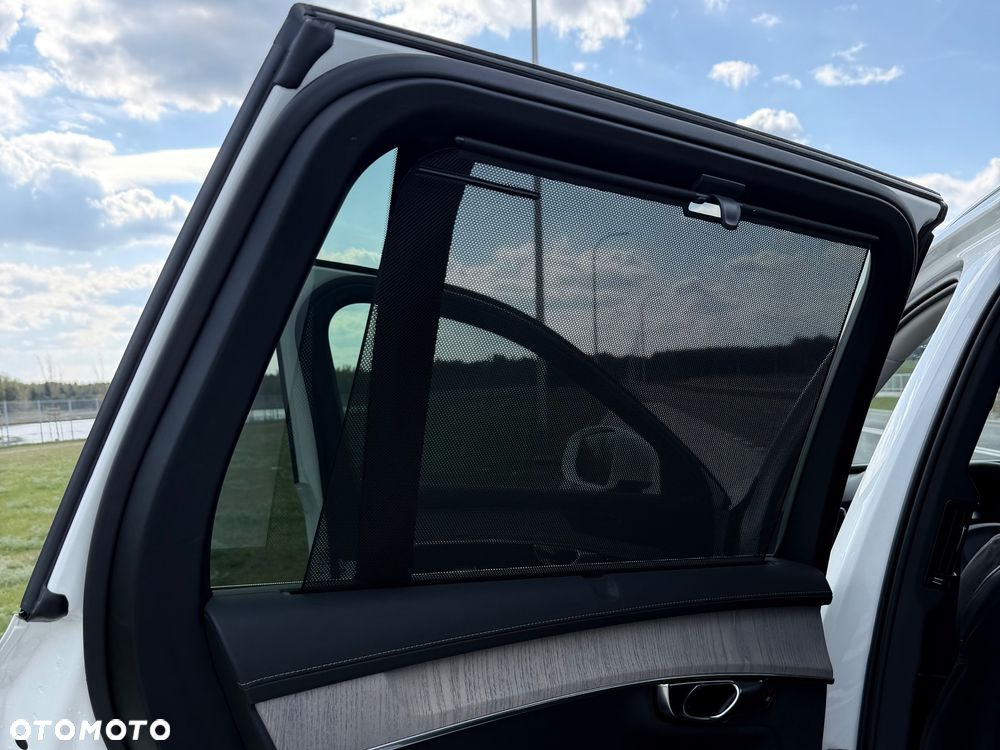 Volvo XC 90 - 13