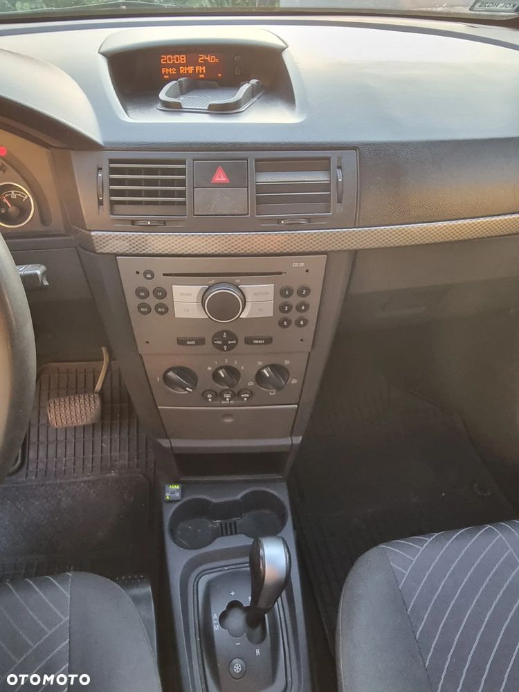 Opel Meriva - 10