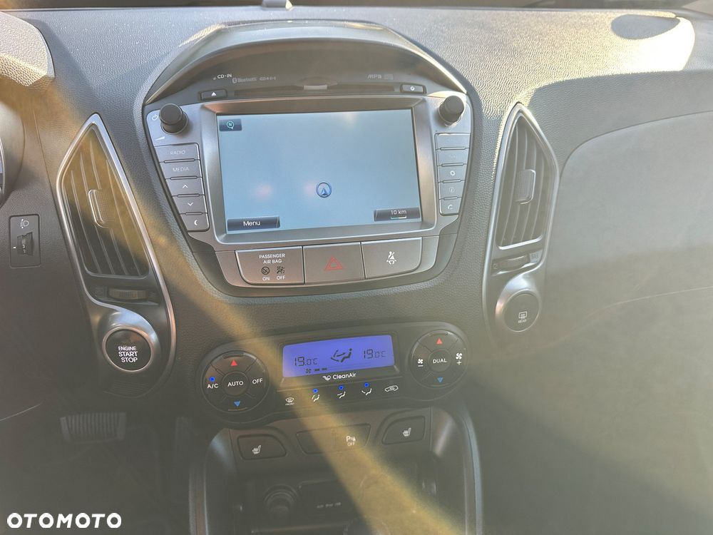 Hyundai ix35 2.0 CRDi 4WD Automatik Style - 9