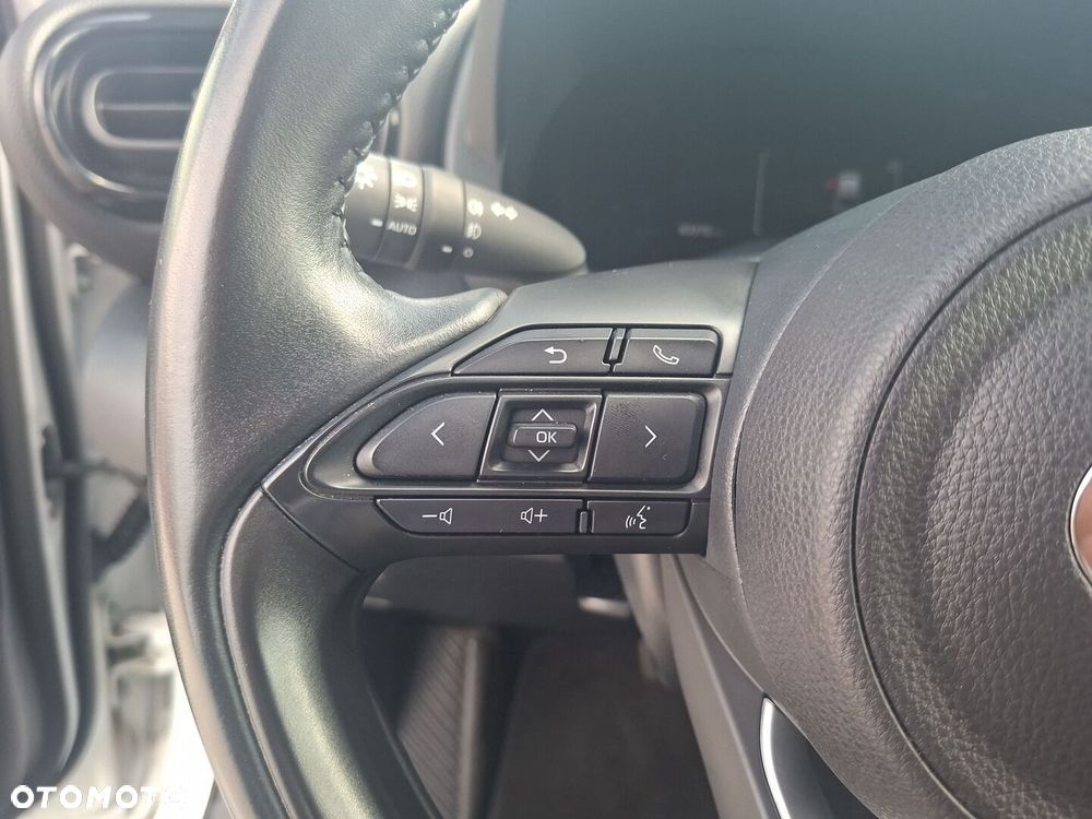Toyota Yaris Cross Hybrid 1.5 Comfort - 20