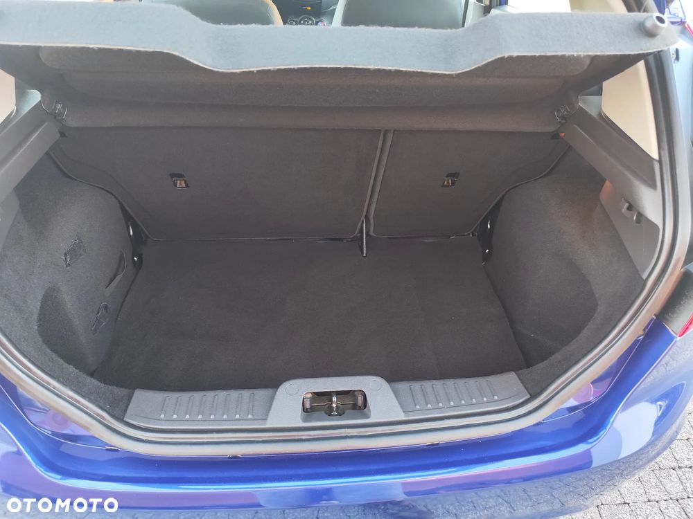 Ford Fiesta 1.25 Ambiente EU5 - 18